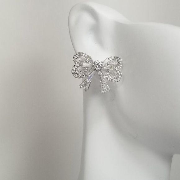 AAA Grade Crystals Paved BOW Super Shine Earrings - Picture 8 of 8